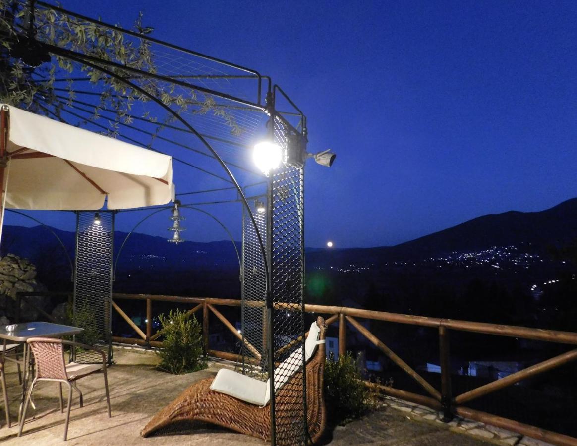 Agoriani Art Suite - 4 Seasons' Natural Living Lilaia Bagian luar foto